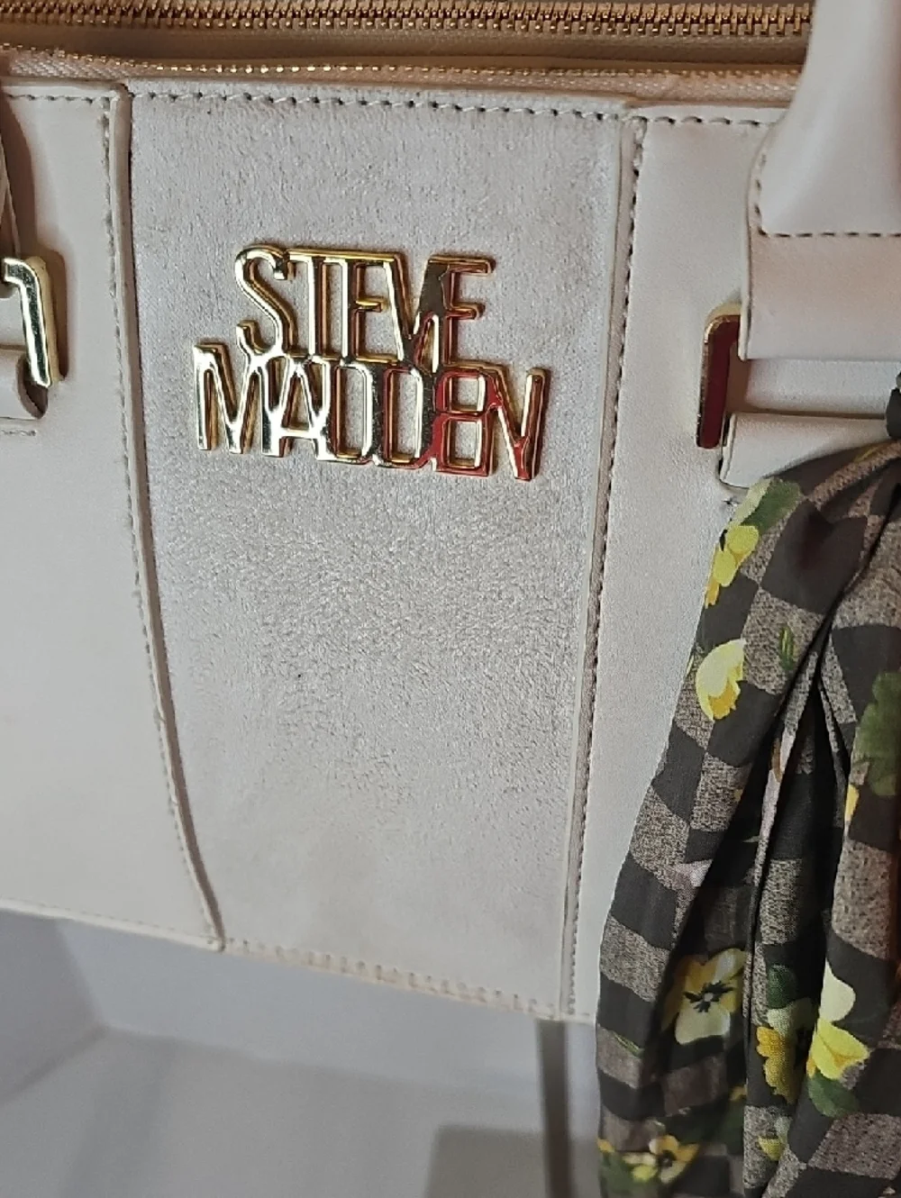 Steve Madden Cream Satchel with Gold Logo and Floral Scarf Accent - Picture 3 of 8